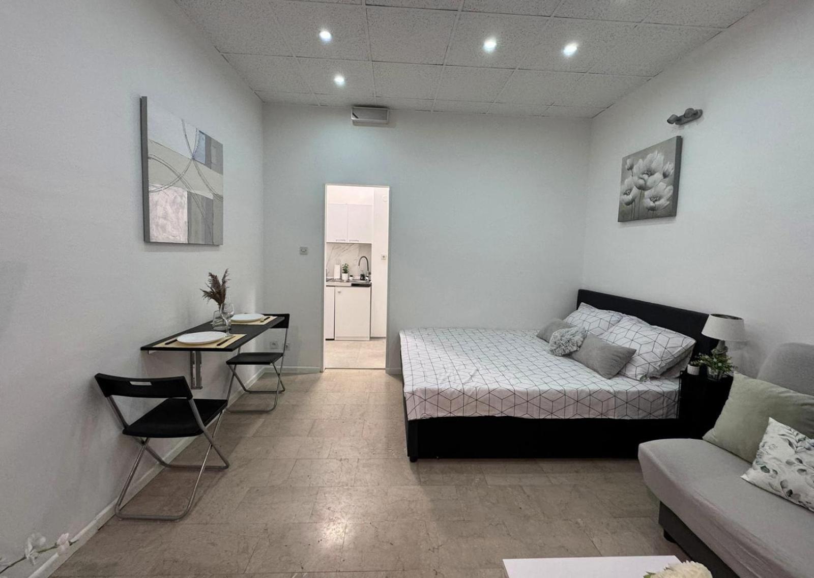 Studio Apartment Lee スプリト エクステリア 写真